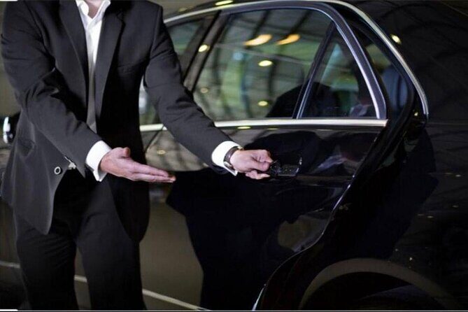 Cars With Driver Availabe In Dubai for daily basis - Choosing the Right Car for the Right Kind of Dubai Day