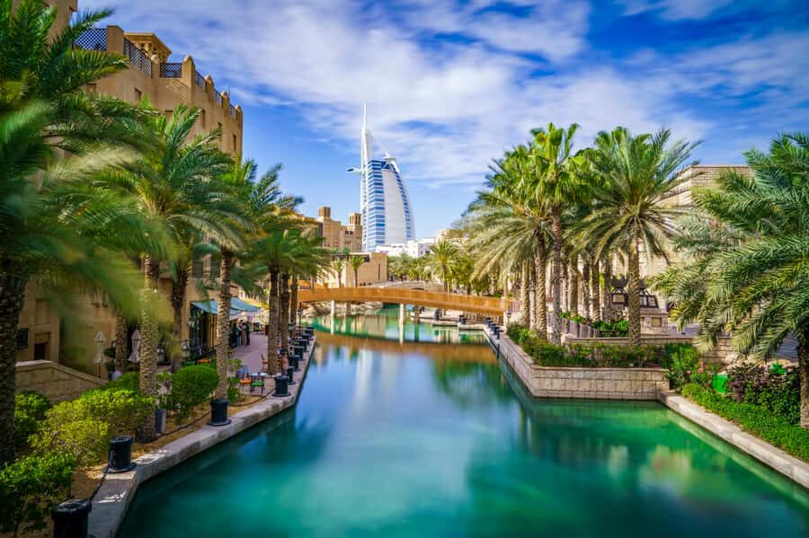 City Sightseeing Dubai HOHO Bus Tour, Aquaventure & More - Atlantis Area Day: Aquaventure and Lost World Aquarium Reality Check