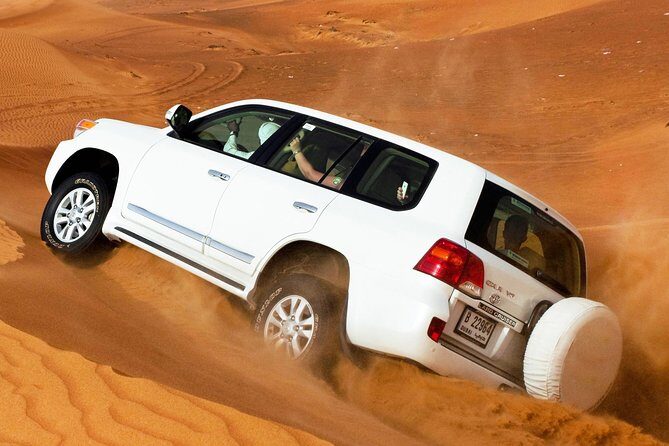 Combo Dubai City Tour and 4X4 Desert Safari with Dinner - Bedouin-style camp dinner, tea welcome, and live entertainment