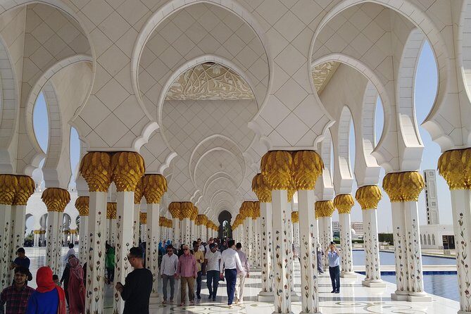 Day Tour of Abu Dhabi from Dubai - Marina Mall Lunch Break: Plan Around Timing and Day-of-Week Reality