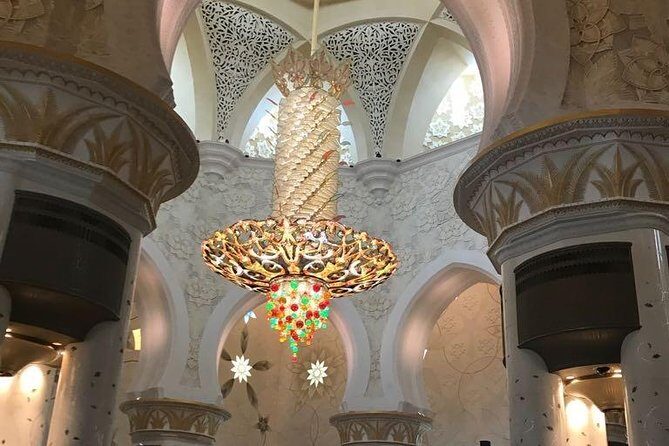 DEAL: Sheikh Zayed Grand Mosque and Dubai Red Dunes with BBQ Dinner - What It’s Like With a Real Local Guide (And Why It Changes the Day)