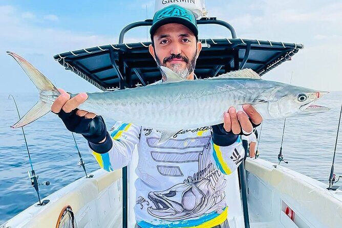 Deep sea Fishing Dubai - Catch Handling and Cooking at the Marina