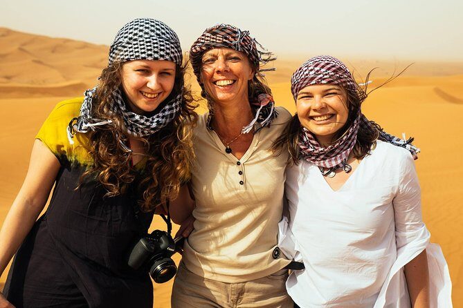 Desert Safari Dubai at Evening with BBQ Dinner - The Return Drive with Local Traditional Music: Soft Landing After the Night