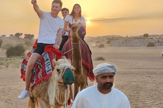 Desert Safari Dubai Experience with Dinner - Shisha and alcohol: what’s extra versus included