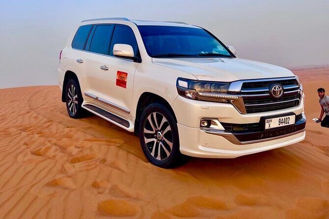 Desert Safari Dubai Red Dunes Safari With Live BBQ Buffet Dinner - Hotel Pickup and the Small-Group Advantage (Up to 7)