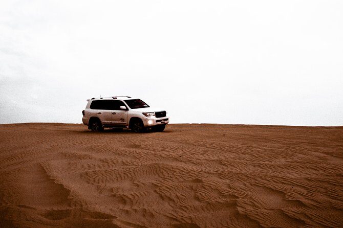 Desert Safari in Dubai with full package - no hidden cost - Entering the camp: entertainment while you wait for dinner