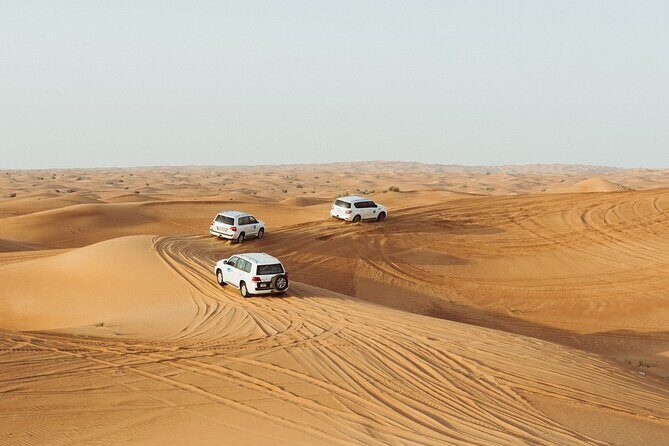 Desert Safari with BBQ Dinner from Dubai - Belly dance and tanoura: entertainment with a real desert vibe