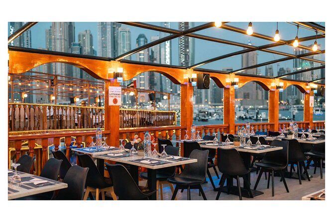 Dhow Cruise with Dinner at Dubai Al Seef - Dinner on board: what the buffet includes (and what it won’t)