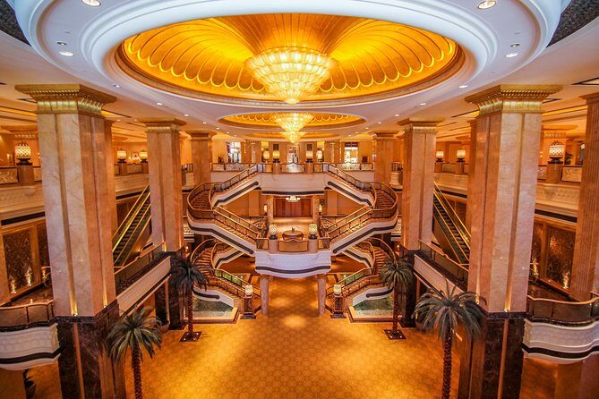 Dining Experience at iconic Emirates Palace Abu Dhabi - Stepping into Emirates Palace: what this place does right