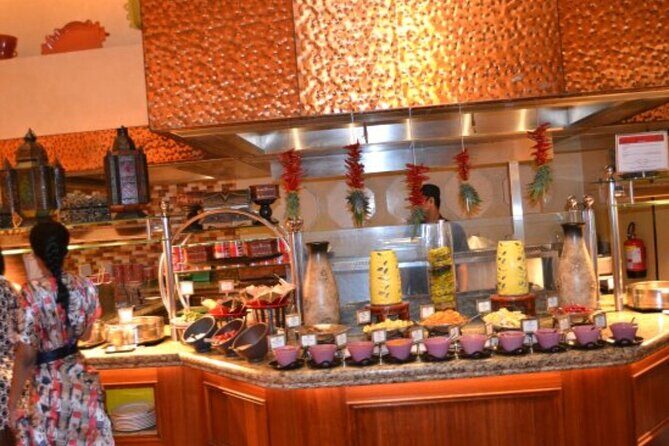 Dinner at Kaleidoscope in Atlantis the Palm with Transfers Option - Transfers, Parking, and Getting There: Making the 4 Hours Work