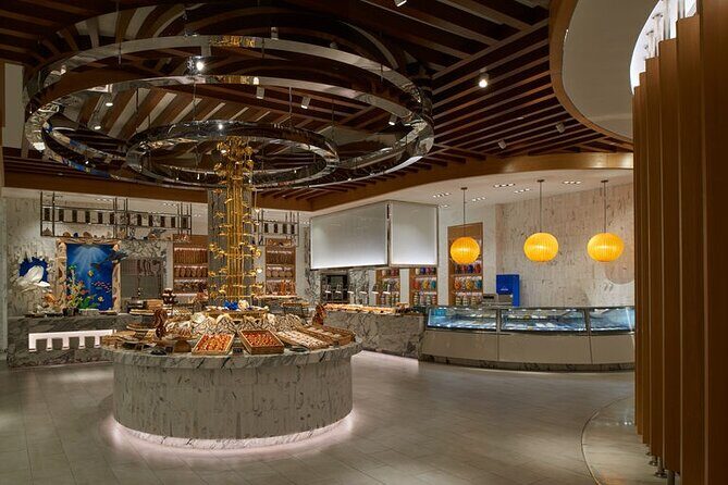 Dinner in Saffron Atlantis The Palm with Transfer Optional - How the Indian + Southeast Asia Buffet Really Works for Your Plate