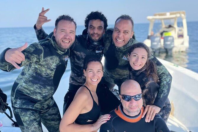 Discover Scuba Diving in Fujirah Dibba - Dibba Rock (4–6 m): what you can realistically see