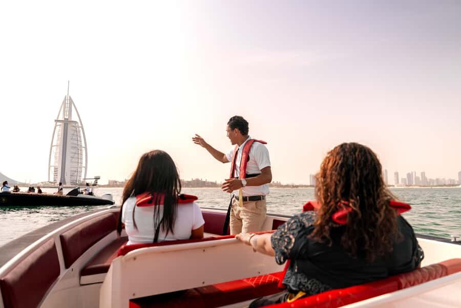 Dubai: 100-Min Speed Boat Tour, Atlantis & Burj Al Arab View - The Black Boats ride: comfort, safety, and a true small-boat vibe