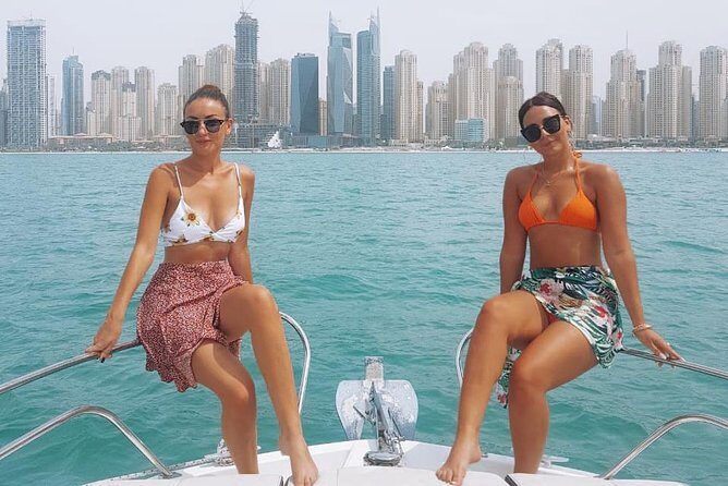 Dubai 1h Sea escape: little get away! - The cruise plan: a canal photo loop built around Dubai Eye and JBR