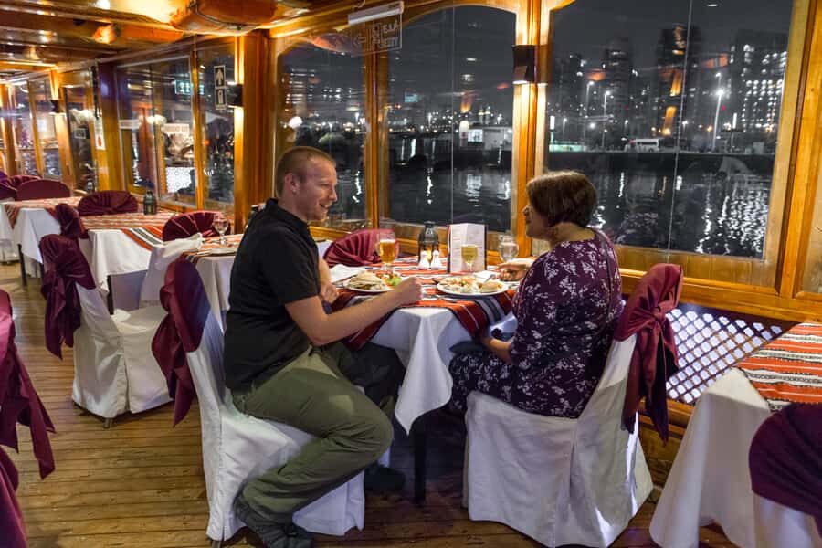 Dubai: 2-Hour Evening Dhow Cruise and Dinner - Music and entertainment: good energy, variable style