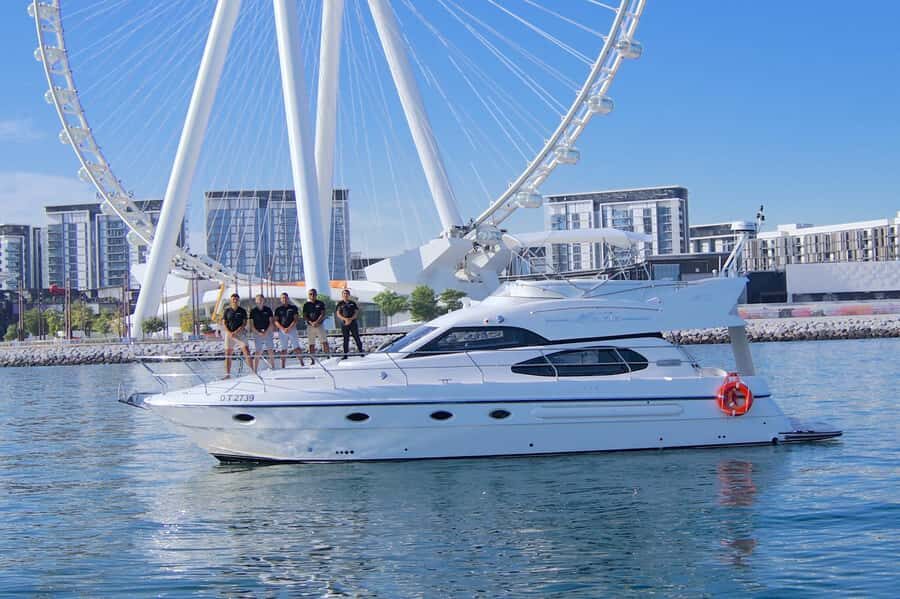 Dubai: 2 hr Private Yacht Cruise & softdrinks + Optional BBQ - Your Route on the Coast: Landmarks You’ll Likely See