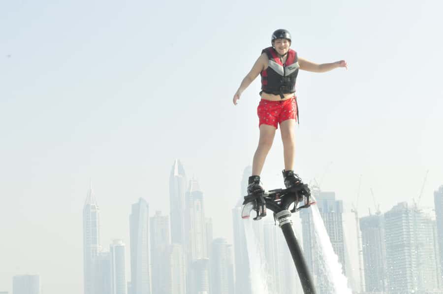 Dubai: 30-Min Flyboard Beginner Session at The Palm Jumeirah - 30-Minute Flyboard at The Palm: what the session feels like