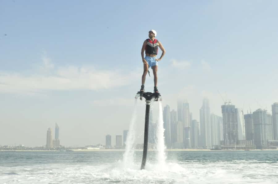 Dubai: 30-Min Flyboard Beginner Session at The Palm Jumeirah - Meet the instructors: what staff encouragement looks like in practice
