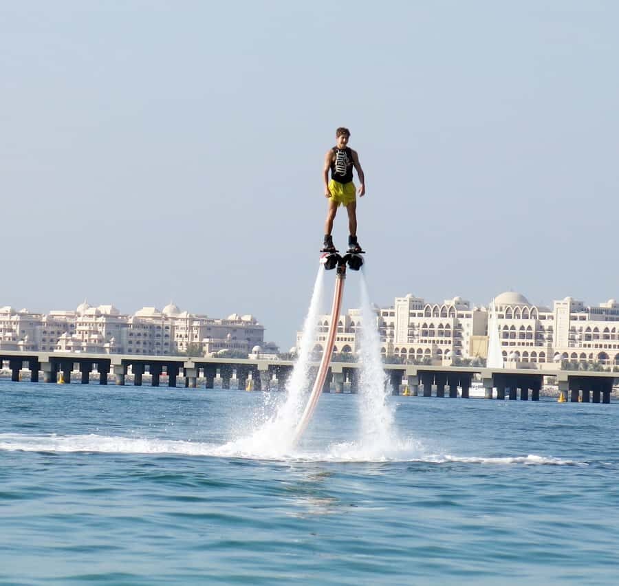 Dubai: 30-Min Flyboard Beginner Session at The Palm Jumeirah - Where you meet at Dukes The Palm (and how not to waste time)
