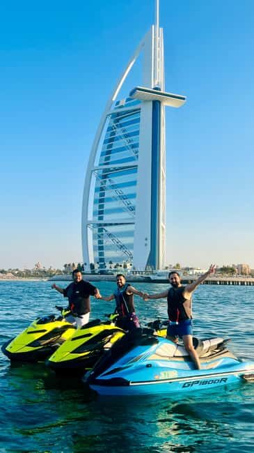 Dubai: 30-Minute Jetski Tour - Safety, Life Jackets, and the Instructor Setup