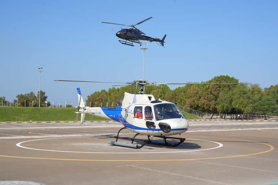 Dubai: 30-Minute Scenic Helicopter Tour - Where it shines most: who should book this helicopter tour