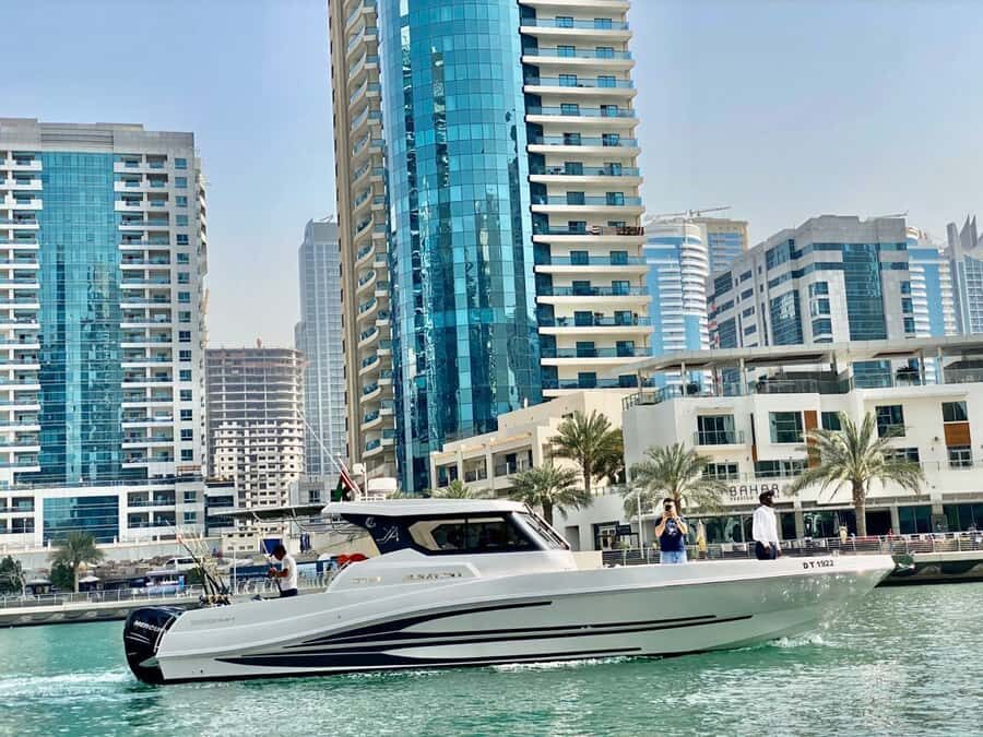 Dubai: 4-Hour Deep-Sea Fishing Cruise - Eye Dubai, JBR, Atlantis, and Burj Al Arab from the water