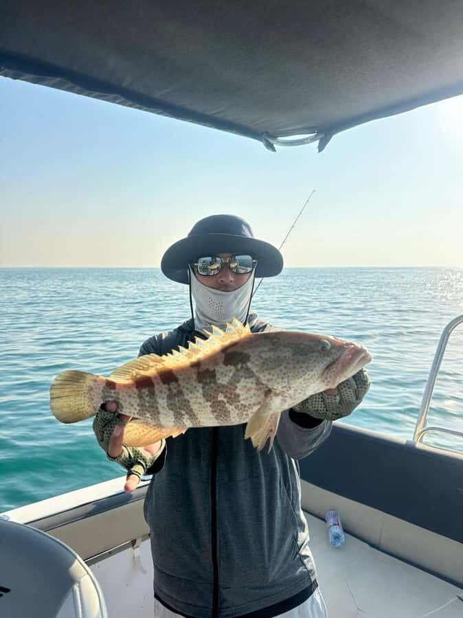Dubai: 4-Hour Private Deep Sea/Trolling Fishing Trip - What the 4-hour day feels like, hour by hour