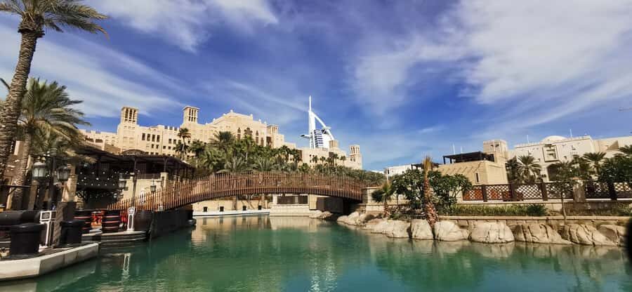 Dubai: 4-Hour Semi Private City Tour and Burj Khalifa Ticket - Dubai in Four Hours: Old and New Side by Side