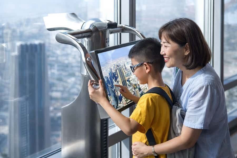 Dubai: 4-Hour Tour with Burj Khalifa Tickets - Souk Madinat Jumeirah: A Break Between Skyline and Creek