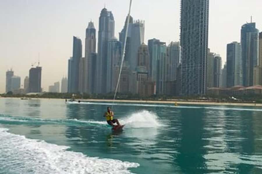 Dubai: 45Min Wakeboarding Experience - Entering the Scene: Starting Near Burj Al Arab with Yoush Water Sports