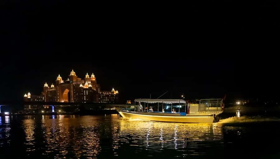 Dubai: Abra Boat Tour in Atlantis, Palm, Ain Dubai & Marina - Who should book this Abra boat tour (and who should skip it)