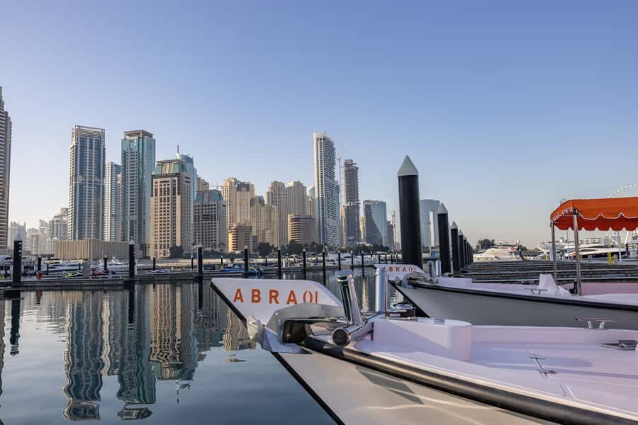 Dubai: Abra Boat Tour in Dubai Marina, Ain Dubai, JBR - The 60-Minute Loop: What You See Between Dubai Harbour and Dubai Marina