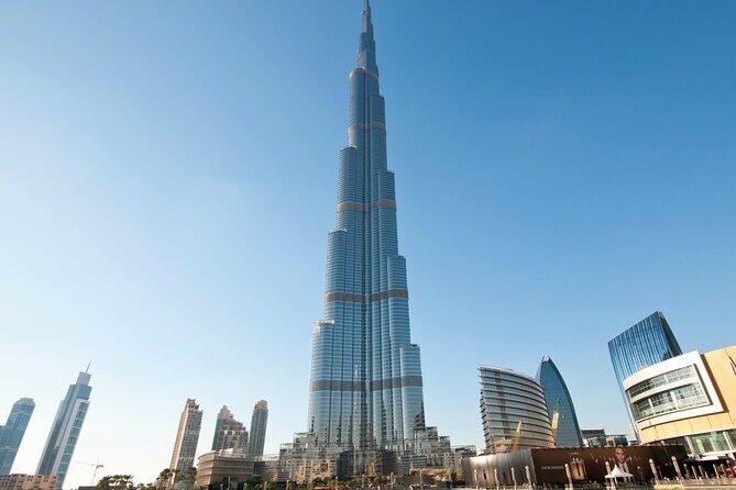 Dubai, Abu Dhabi, Safari 3 Days VIP City Tour - Day 1 in Dubai: Burj Khalifa, mega-malls, and Old Dubai in the same day