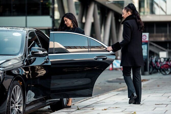 Dubai Airport to Dubai Hotel Transfers - Airport Pickup Without the Taxi Line Headache
