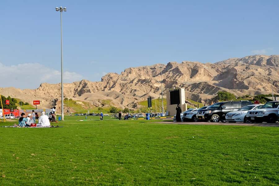 Dubai: Al Ain Garden City with Conservation Zoo - Al Ain National Museum: gold pendants and the Grand Hili tomb