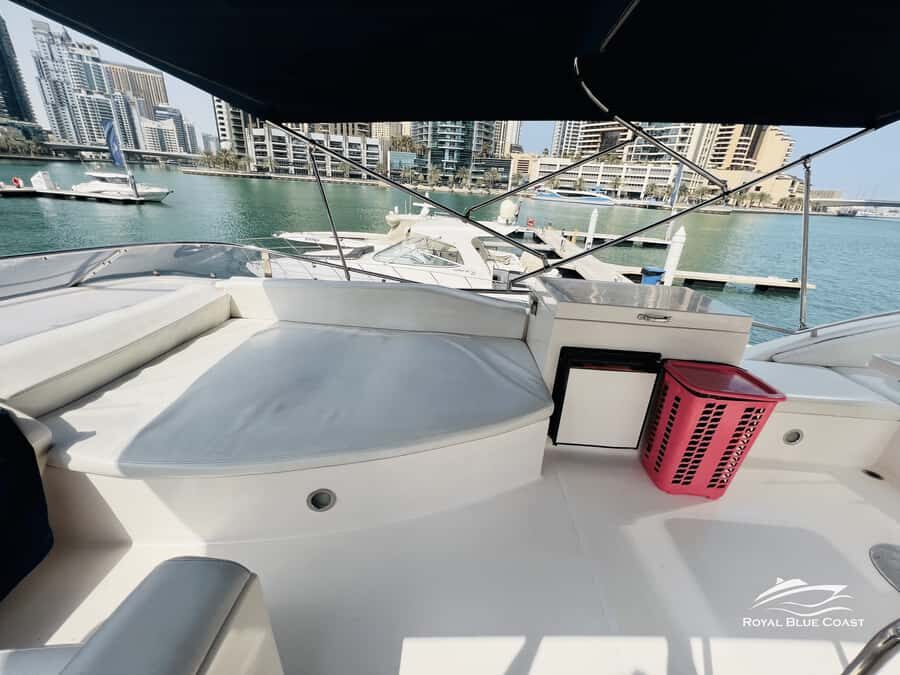 Dubai: Atlantis and Burj Al Arab Cruise on Luxury Yacht - Price and value: $365 per group up to 12