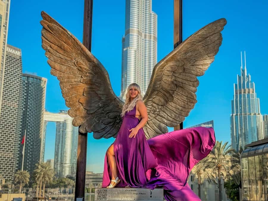 Dubai: Burj Khalifa Flying Dress Videography Shoot - How the shoot feels on the ground: pacing and posing