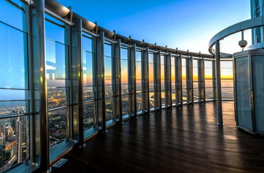 Dubai: Burj Khalifa Level 124, 125 & Edge Walk at Sky Views - Sky Views Edge Walk at 219.5 Meters: Hands-Free and Truly Outdoor