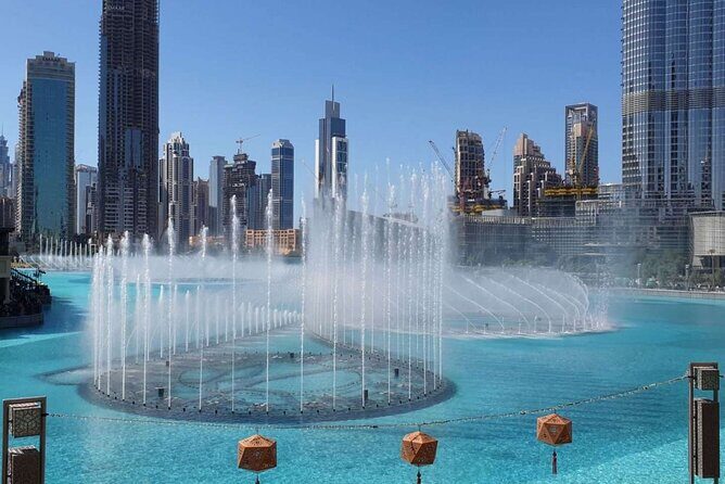 Dubai Burj Khalifa Tickets at the top (Level 124th + 125th) - Sunset, late afternoon, or night: choose your best timing