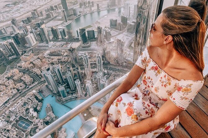 Dubai Burj Khalifa Tickets at the top (Level 124th + 125th) - The fastest elevator ride in town (and what it feels like)