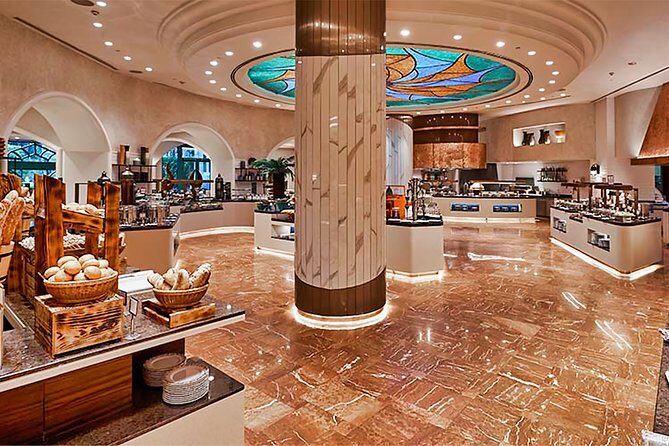 Dubai By Night Tour with Dinner at Atlantis Hotel - Dinner at Atlantis the Palm: What the Buffet Means for Your Night