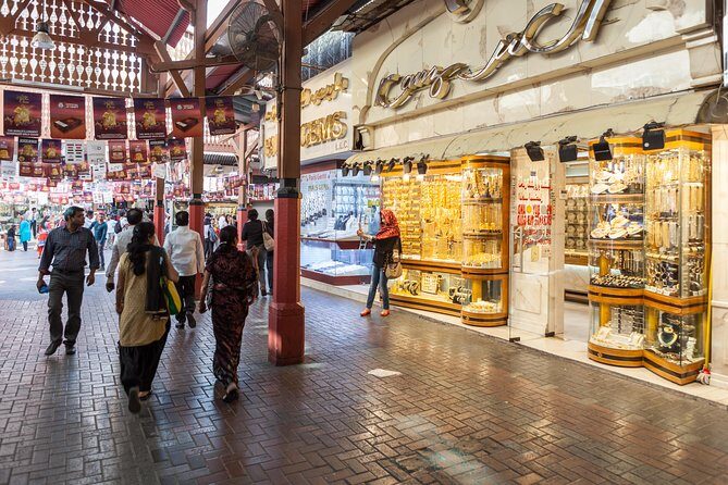 Dubai City Tour: Frame Tickets, Creek, Souks, Blue Mosque & Abra - Pickup, group size, and how the day stays comfortable