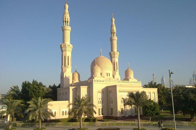Dubai City Tour with Evening Desert Safari and BBQ Dinner-Combo - Jumeirah Mosque, Heritage Village, and Burj Al Arab Photo Stops