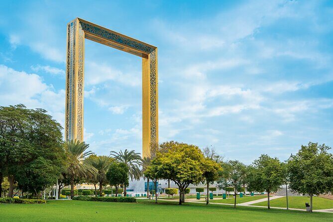 Dubai City Tour with Gold Souq, Old Dubai, Jumeirah Beach - Marjan Islamic Art Gallery: a calmer mid-tour moment