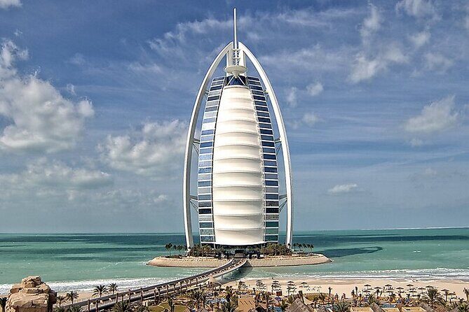 Dubai Classic Tour - Back to Al Fahidi: more time in the neighborhood zone