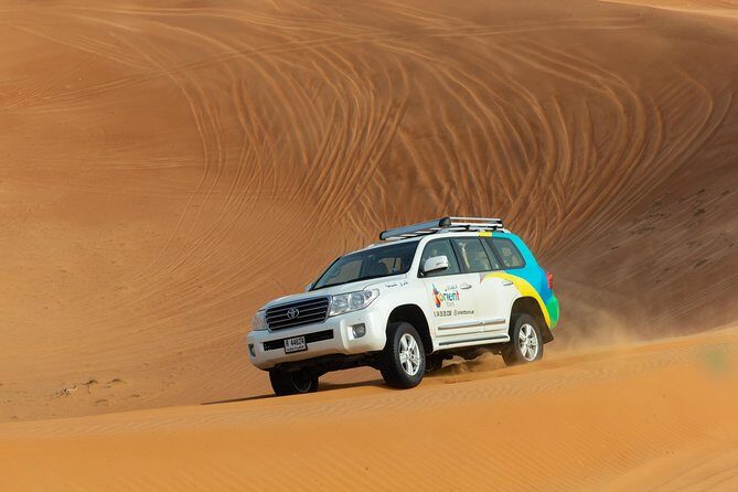 Dubai Combo:City Tour and Premium Desert Safari with all Activities - Desert camp dinner and shows: BBQ under stars, henna, shisha, and dance
