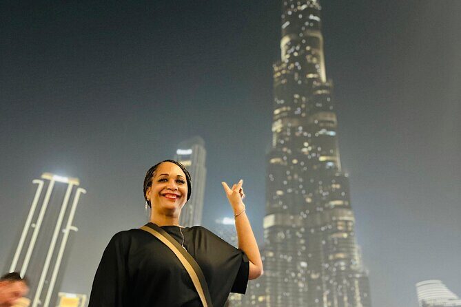 Dubai Day and Night Sightseeing Tour with Private Transfer - Dubai Fountain at Dubai Mall: How to Get the Best Bang for Your Time