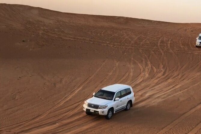 Dubai Desert Safari Adventure with Premium BBQ Dinner - Key highlights at a glance