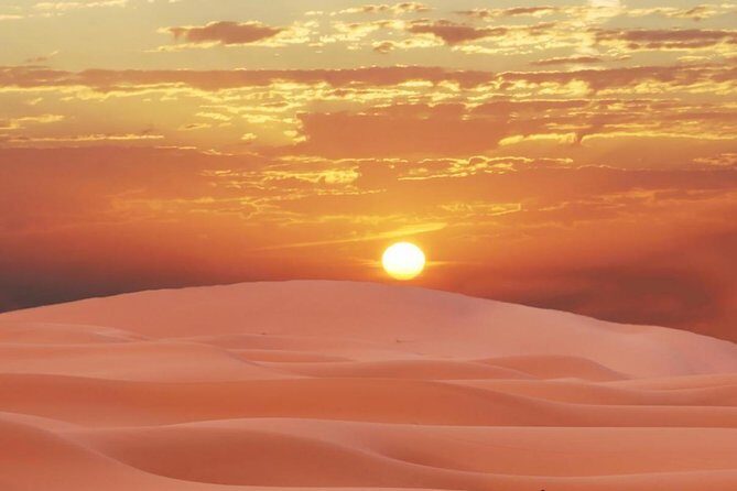 Dubai Desert Safari-BBQ Dinner, Belly Dance, Fire show - Bedouin camp time: camel ride, henna, and Arabic costume photos
