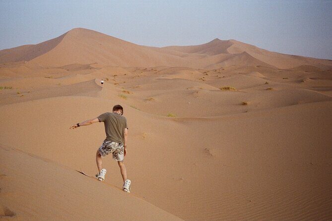Dubai Desert Safari: Experience the Best of the Arabian Desert - Shisha and refreshments: what to expect